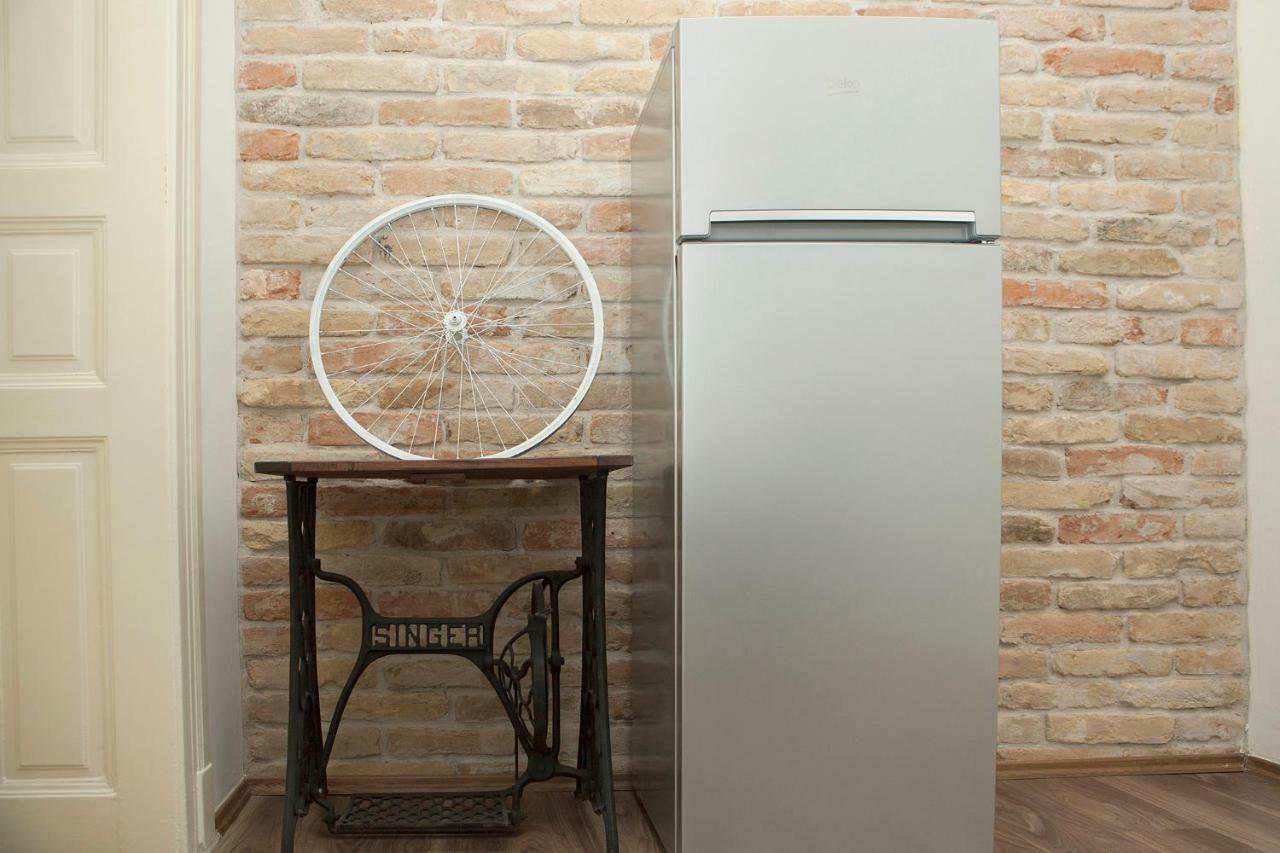 Apartament Cheerful And Cozy 2 Bedrooms 2 Bathrooms With Location