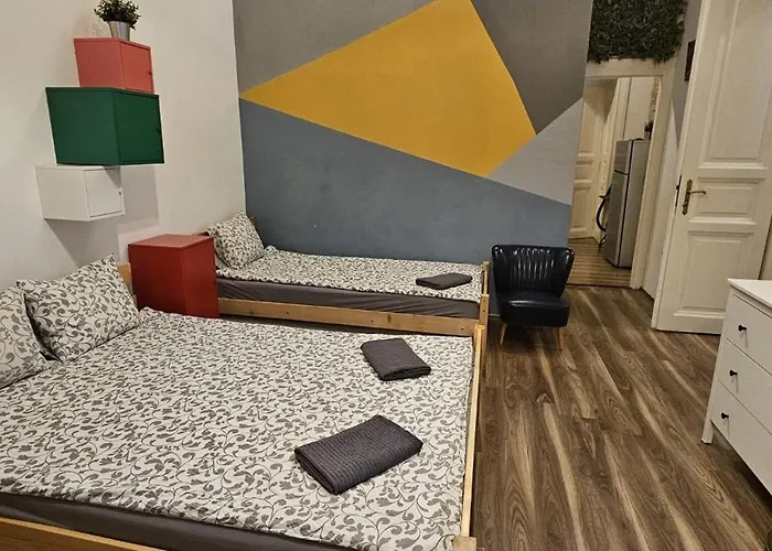 Very Central Apartment- 2 Bedrooms And 2 Bathrooms
